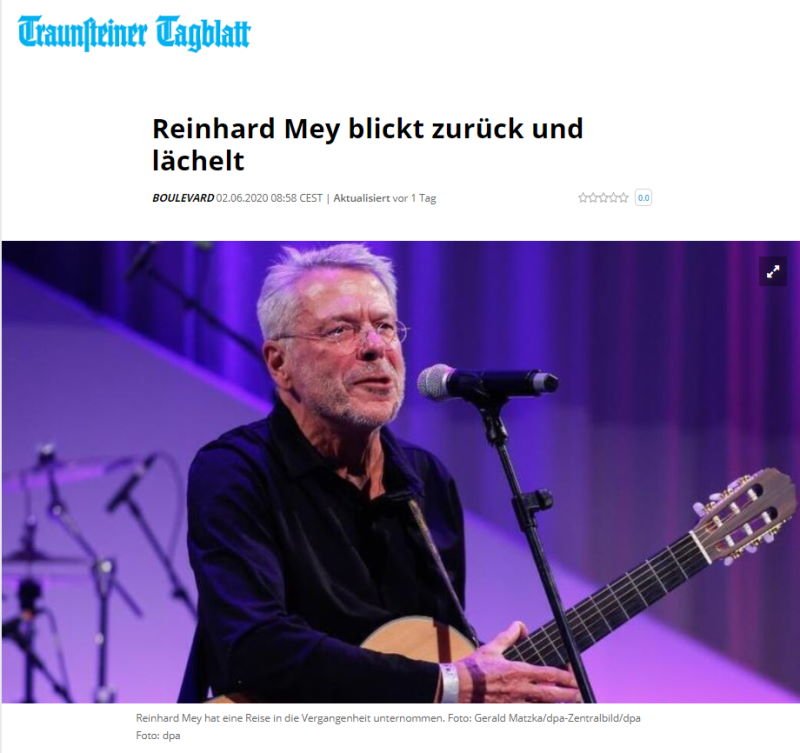 Traunsteiner Tagblatt - Reinhard Mey blickt zurück und lächelt.jpg